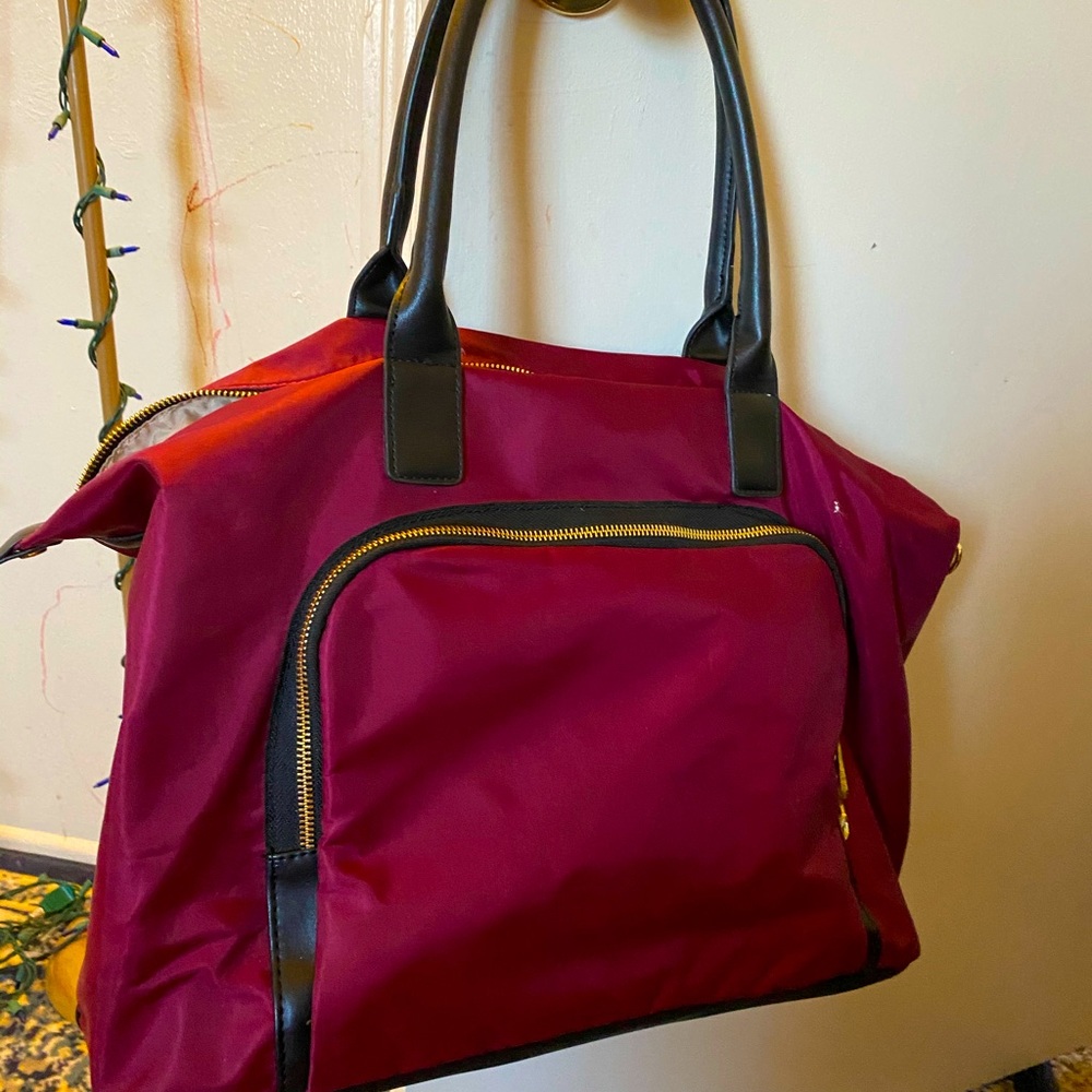 Travel duffel bag